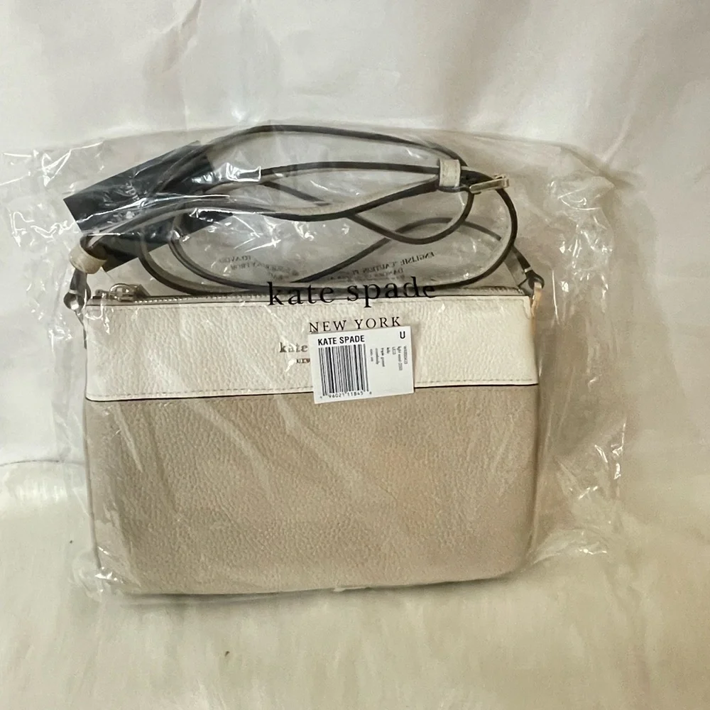 NWT Kate Spade Leila Triple Gusset Crossbody bag